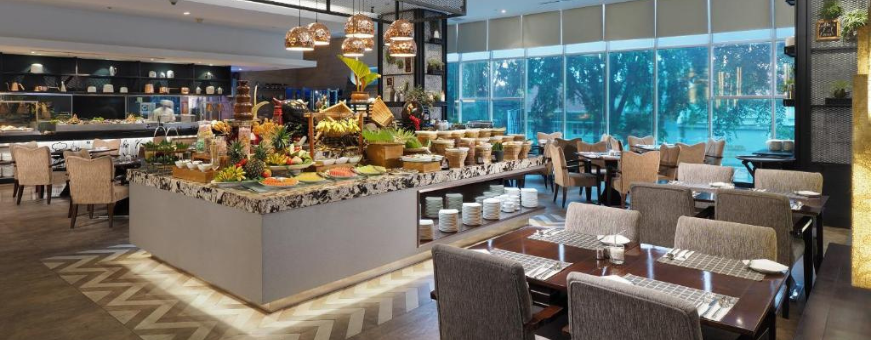 ID, Medan, Cambridge, eetzaal