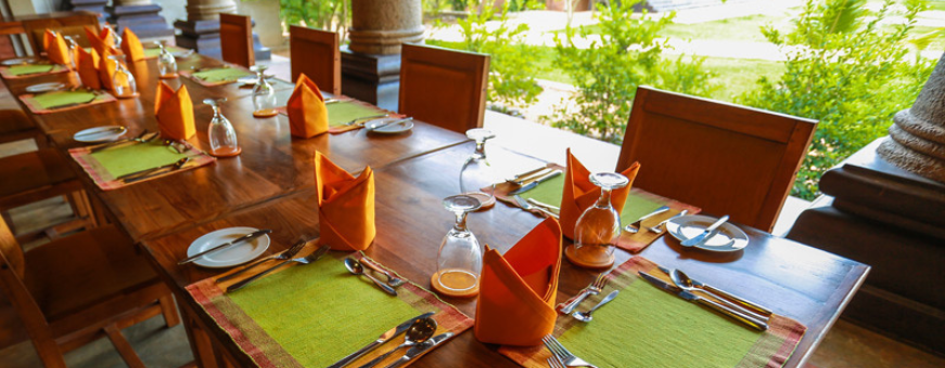 LK, Gouden Driehoek, Kaveri restaurant bewerkt