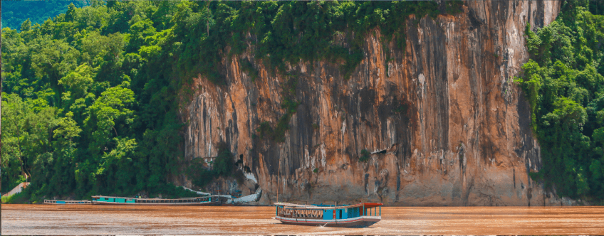 Laos, Luang Prabang, Pak Ou Cave 1.png