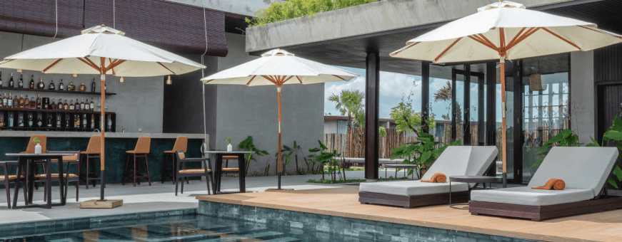 KH, Amber Kampot, zwembad