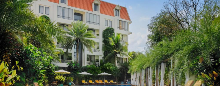 KH, Phnom Penh, Palace Gate, impressie