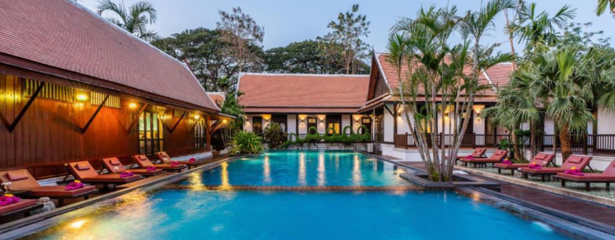 TH, Sukhothai, Legendha, zwembad